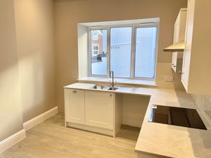 Photo 16- click for photo gallery